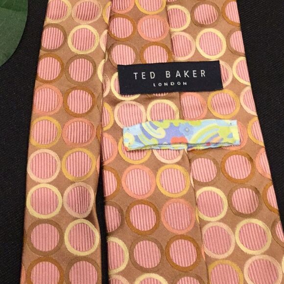👞👔Ted Baker Silk Geometric Tie👔👞 - Picture 3 of 4